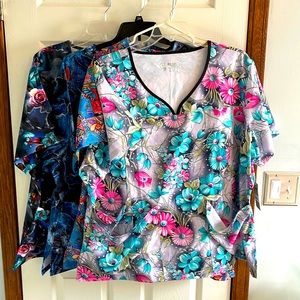 NWT 4p lot Pandamed size 4x scrub tops